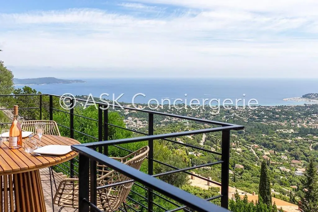 Dom wakacyjny Willa Baya, Exceptional Sea Views Cavalaire-sur-Mer