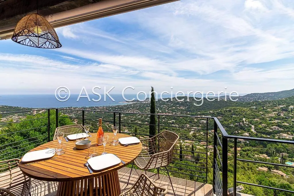 Baya, Exceptional Sea Views Villa Cavalaire-sur-Mer